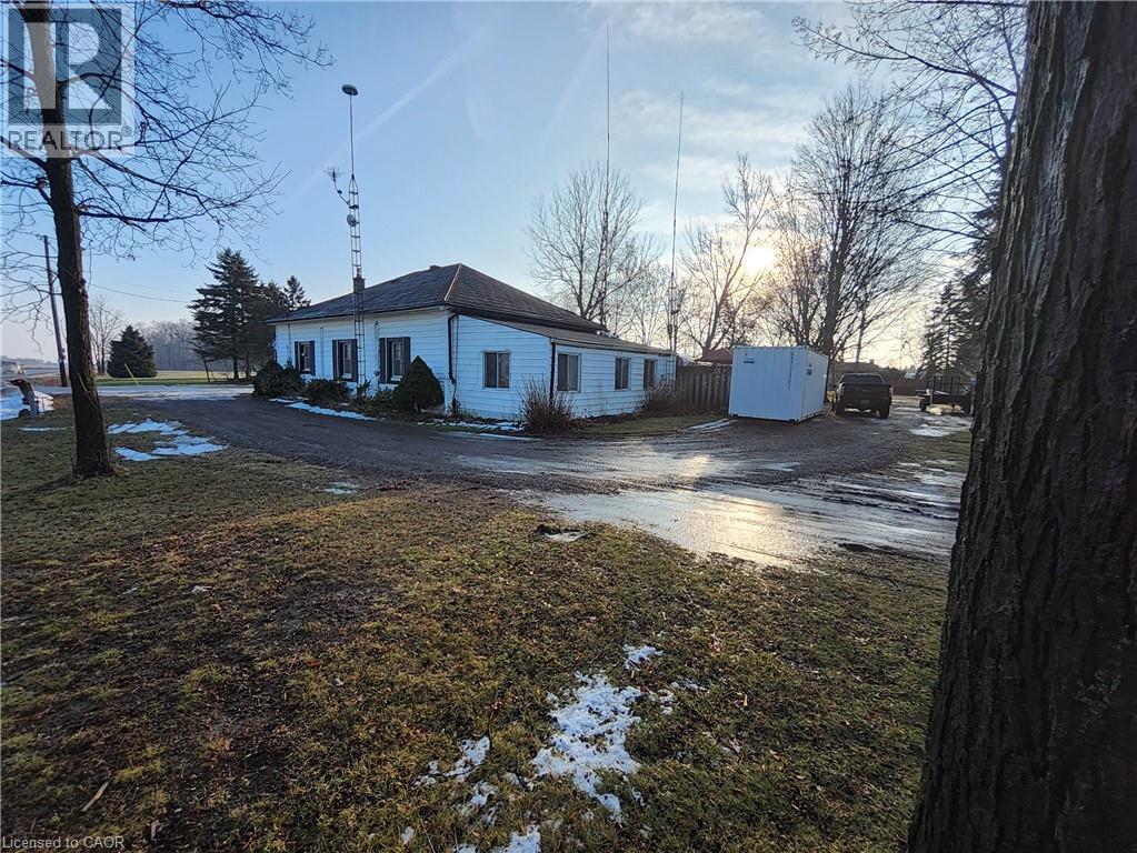 740 Hillcrest Road, Simcoe, ON - Outdoor