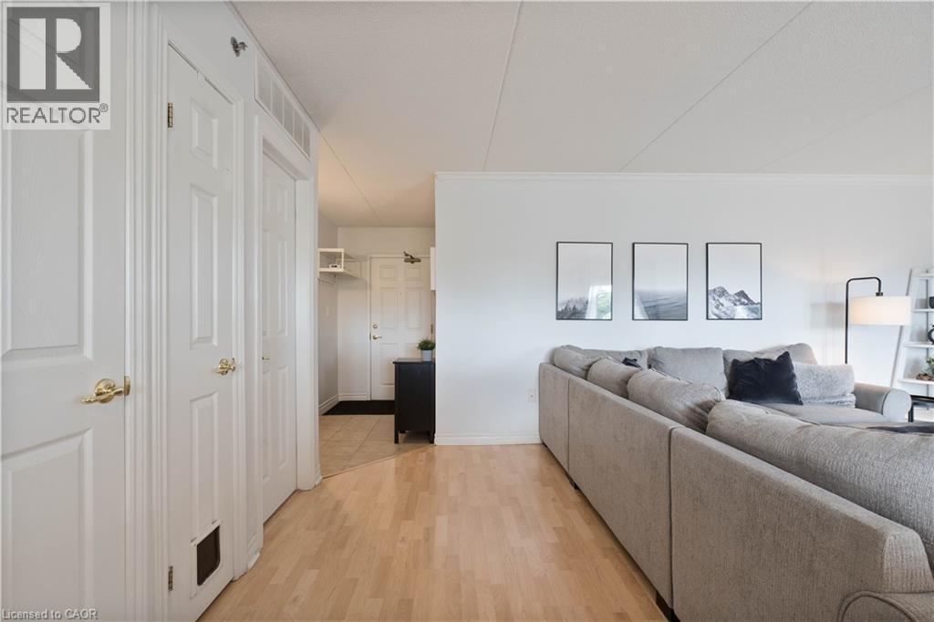 4450 Fairview Street Unit# 304, Burlington, ON - Indoor