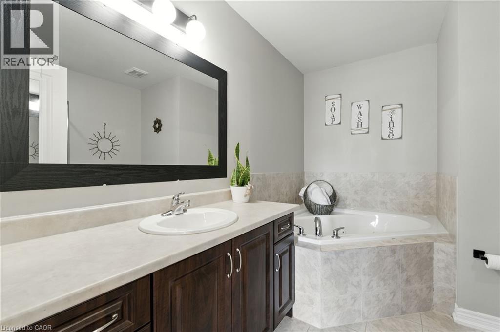 247 Fall Fair Way, Binbrook, ON - Indoor Photo Showing Bathroom