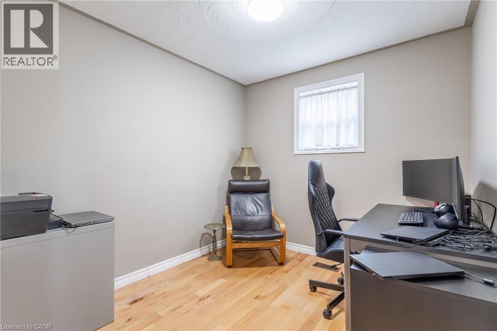 63 Lionsgate Avenue, Hamilton, ON - Indoor Photo Showing Office