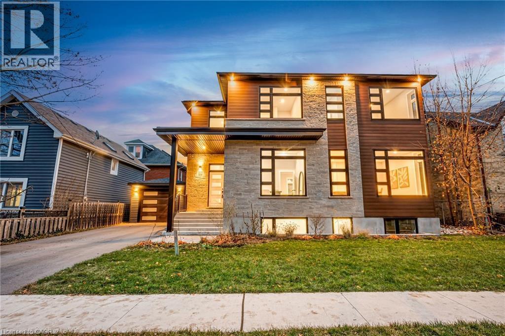 28 Norwich Street W, Guelph, ON - Outdoor