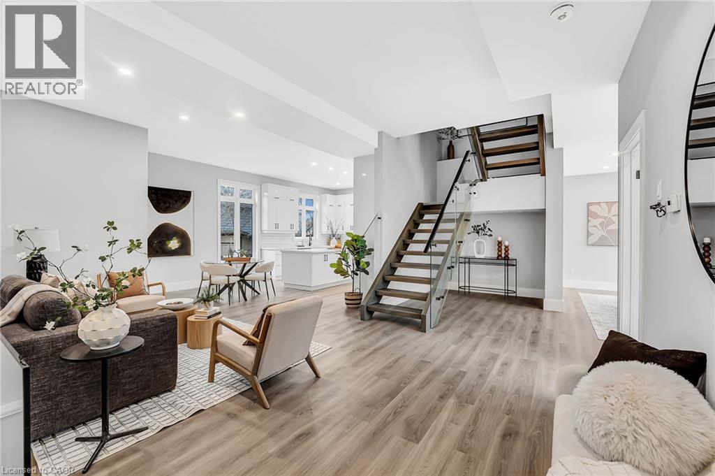 Foyer - 28 Norwich Street W, Guelph, ON - Indoor