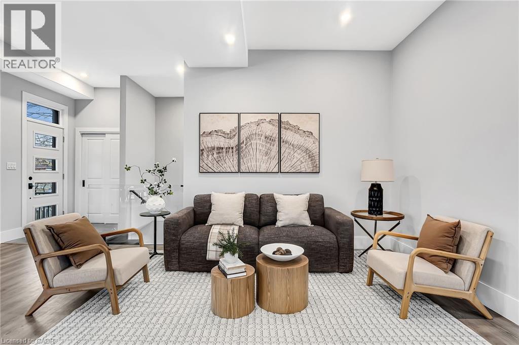 28 Norwich Street W, Guelph, ON - Indoor