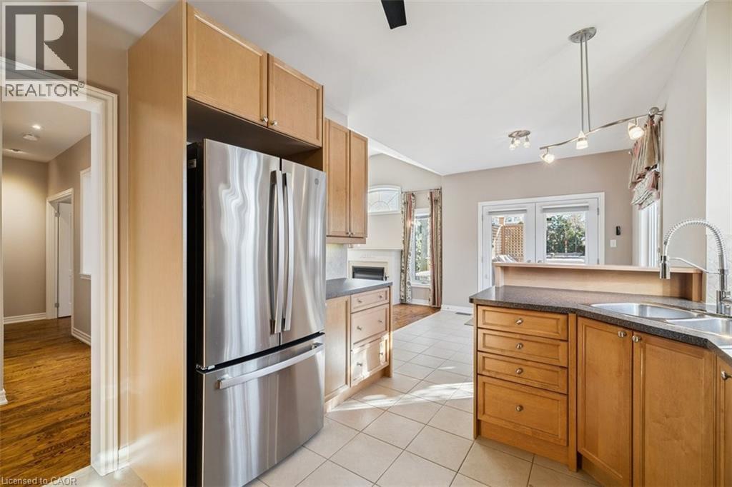 2428 Salcome Drive, Oakville, ON - Indoor Photo Showing Kitchen With Double Sink