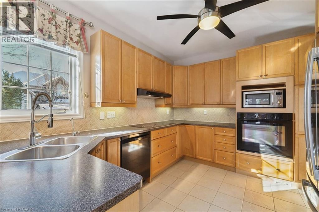 2428 Salcome Drive, Oakville, ON - Indoor Photo Showing Kitchen With Double Sink