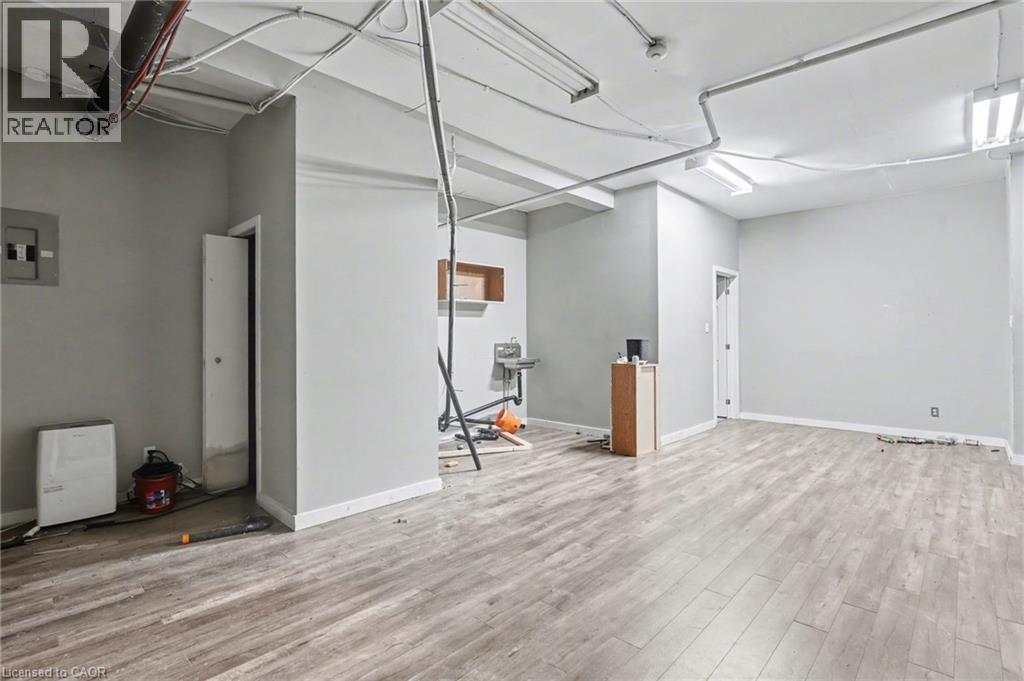 630 King Street E, Cambridge, ON