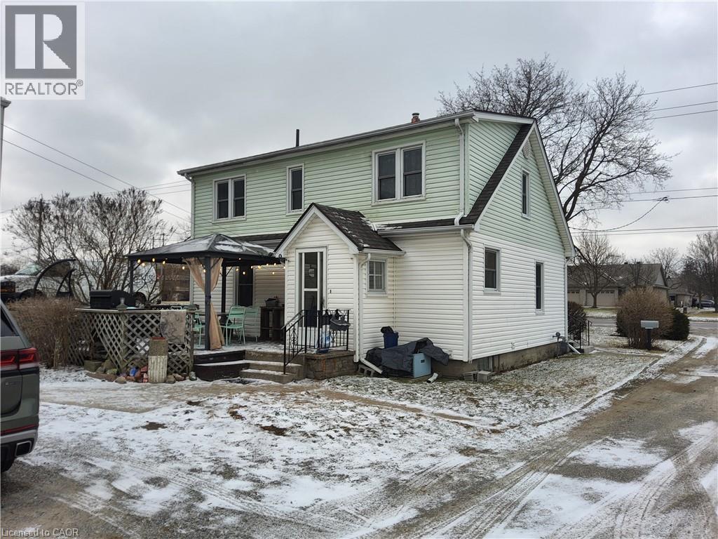 Back of house with a gazebo and a deck - 509 Queensway W, Simcoe, ON - Outdoor