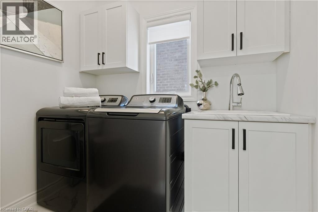 66 Cesar Place, Ancaster, ON - Indoor Photo Showing Laundry Room