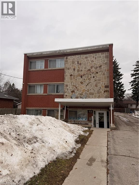 42 Hilltop Drive Unit# 9, Cambridge, ON - Outdoor