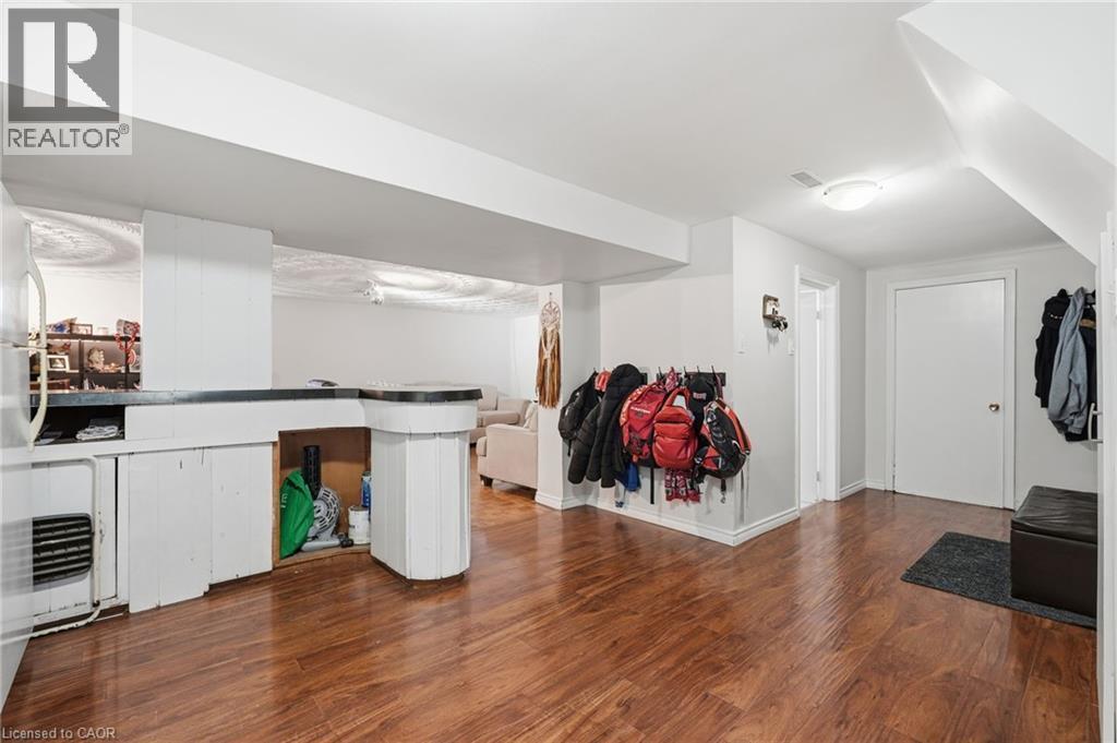 20 Nelligan Place, Hamilton, ON - Indoor