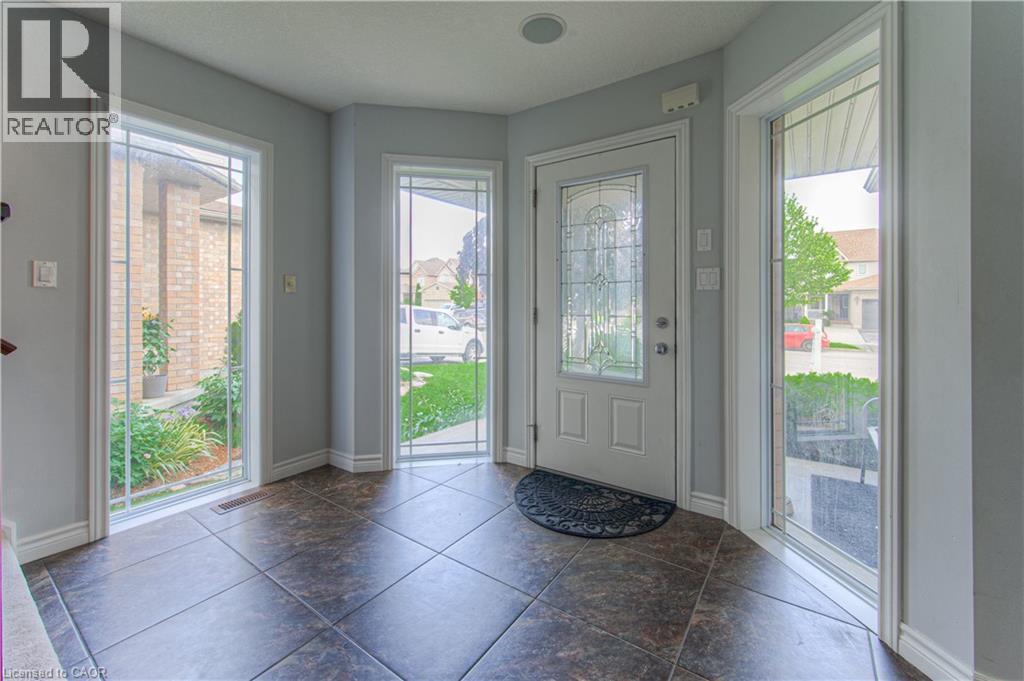 139 Pebblecreek Drive, Kitchener, ON - Indoor Photo Showing Other Room