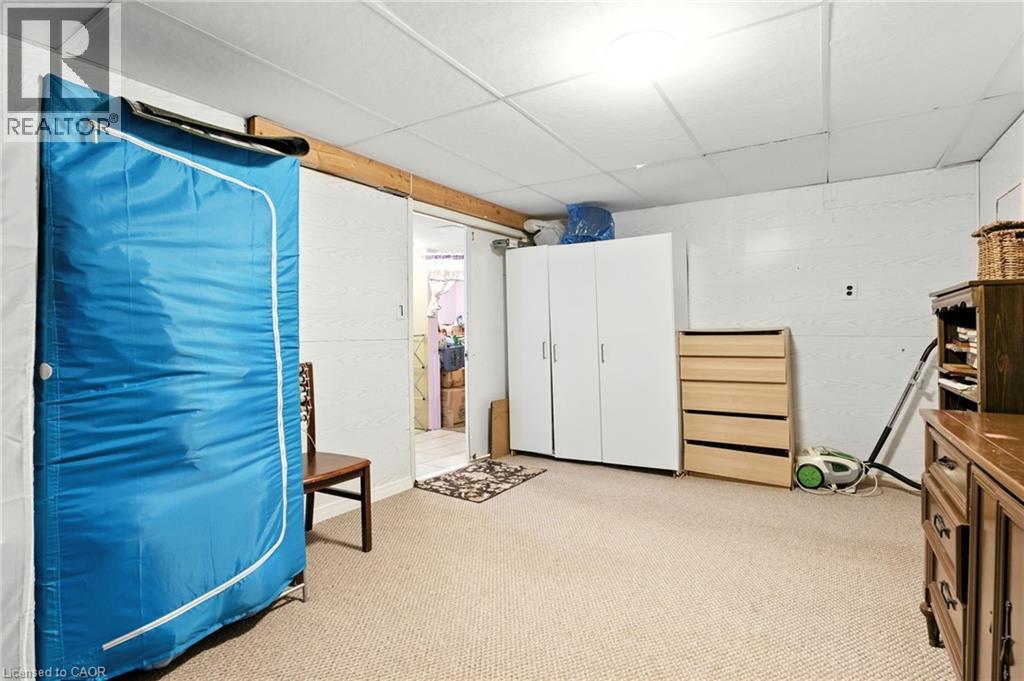 39 Clayburn Avenue, St. Catharines, ON - Indoor Photo Showing Other Room