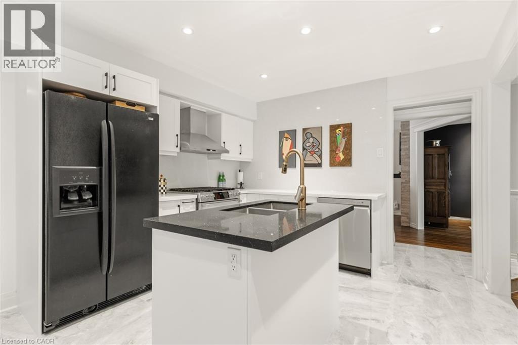 1219 Hammond Street, Burlington, ON - Indoor Photo Showing Kitchen With Double Sink