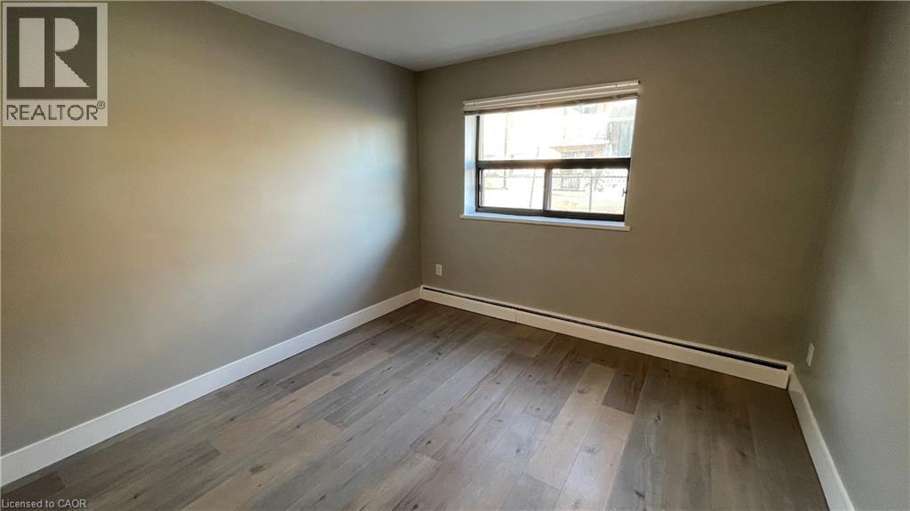 700 Lawrence Road Unit# 102, Hamilton, ON - Indoor Photo Showing Other Room