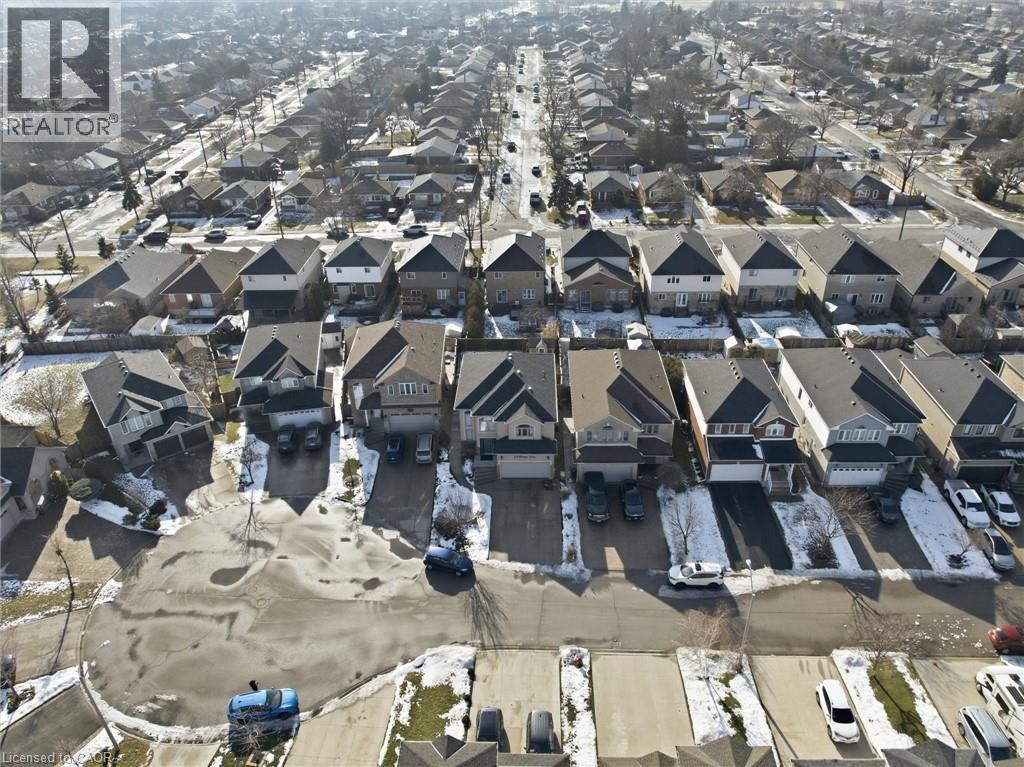 28 Kathleen Court, Hamilton, ON - Outdoor With View