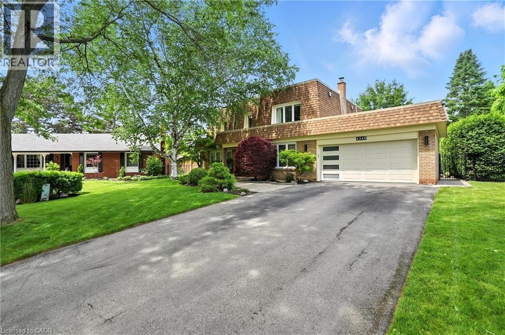 4240 Dunvegan Road, Burlington, ON - Outdoor