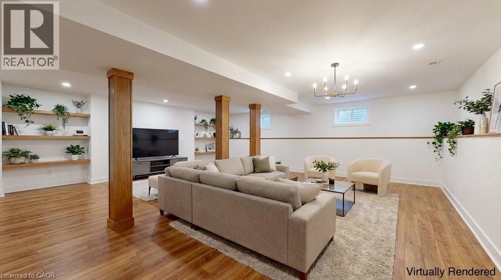 4240 Dunvegan Road, Burlington, ON - Indoor