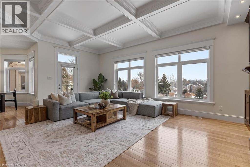 86 Canters Close, Kitchener, ON - Indoor Photo Showing Living Room With Fireplace