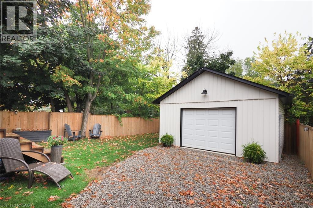 Detached garage with driveway - 238 Eagle Street S, Cambridge, ON - Outdoor