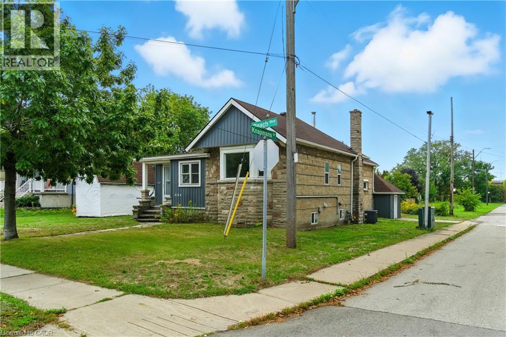 684 Beach Boulevard, Hamilton, ON - Outdoor