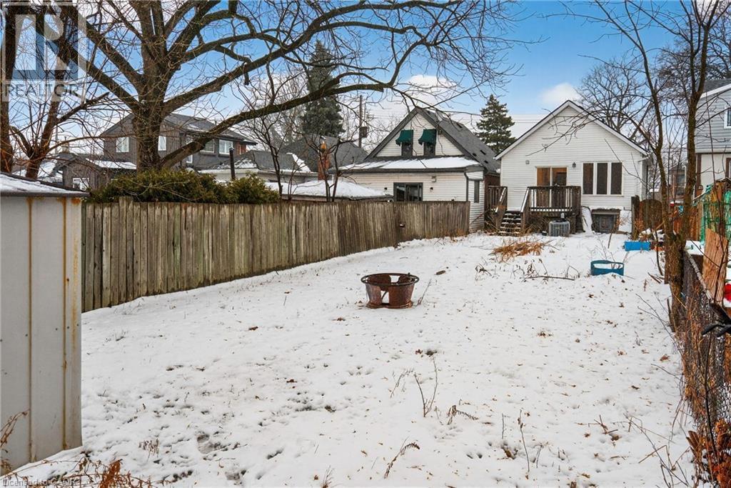 218 East 8Th Street, Hamilton, ON - Outdoor