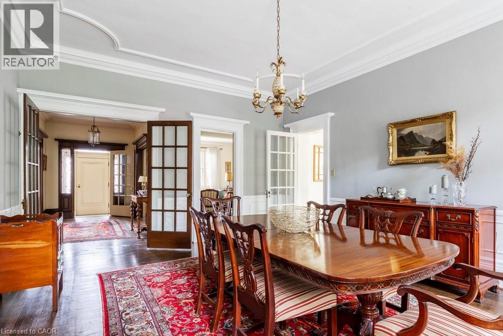45 Markland Street, Hamilton, ON - Indoor Photo Showing Dining Room