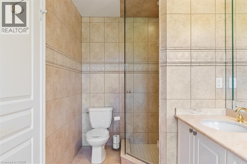 2357 Woodfield Road, Oakville, ON - Indoor Photo Showing Bathroom