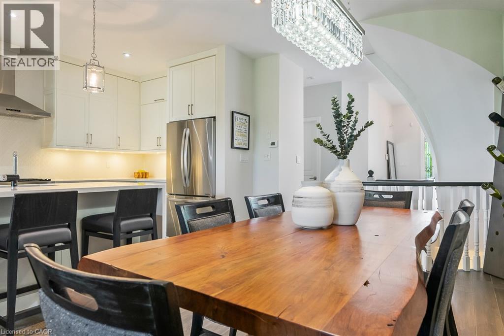 2357 Woodfield Road, Oakville, ON - Indoor Photo Showing Other Room