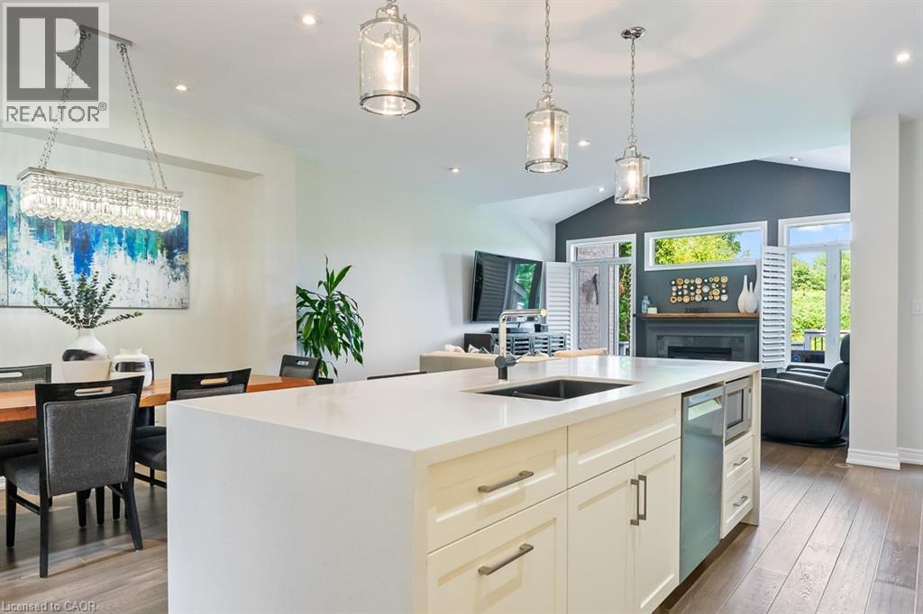 2357 Woodfield Road, Oakville, ON - Indoor