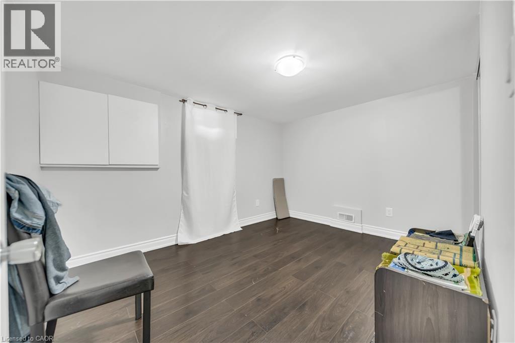 259 Franklin Street S, Kitchener, ON - Indoor Photo Showing Other Room