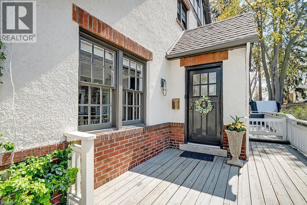 1060 Mohawk Road, Burlington, ON - Outdoor With Deck Patio Veranda