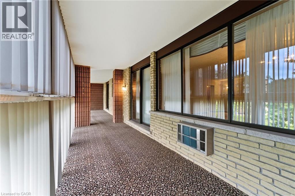 400 Champlain Boulevard Unit# 305, Cambridge, ON - Indoor Photo Showing Other Room