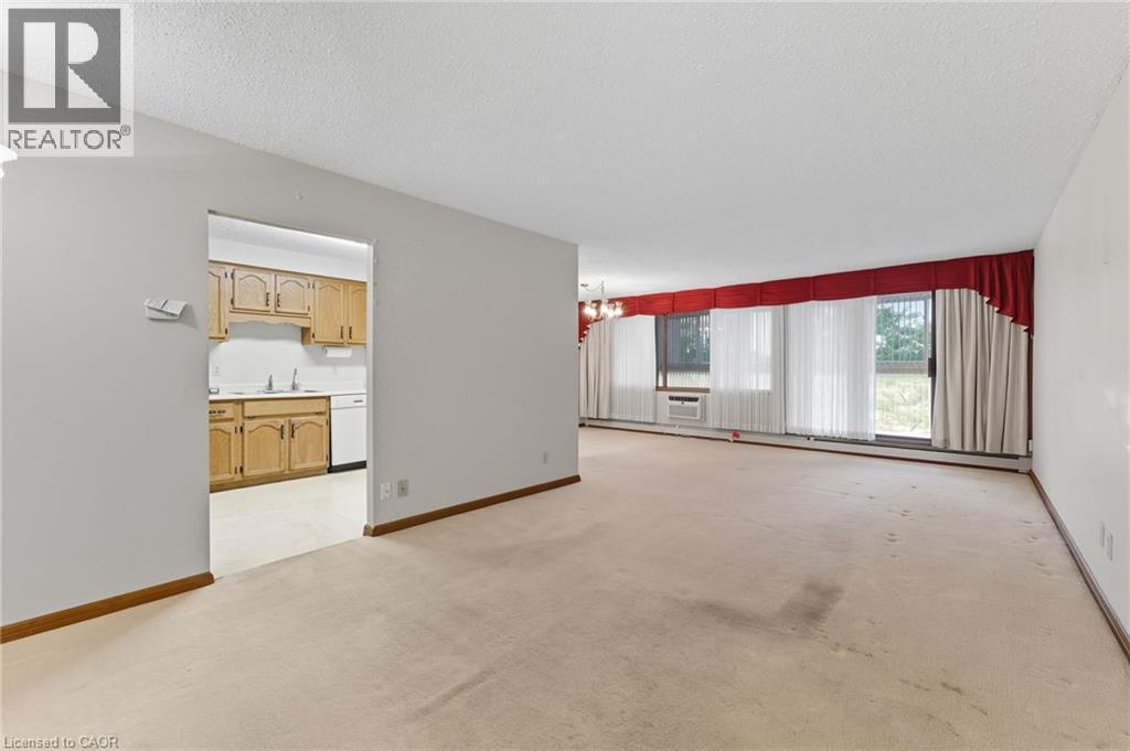 400 Champlain Boulevard Unit# 305, Cambridge, ON - Indoor