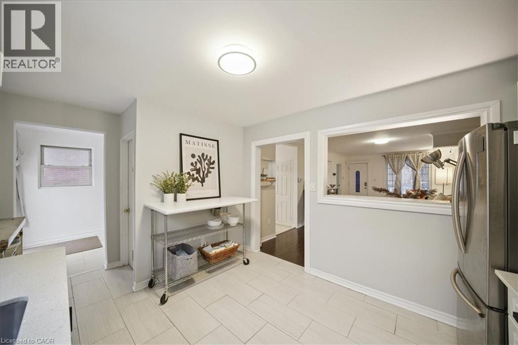 171 Paling Avenue, Hamilton, ON - Indoor