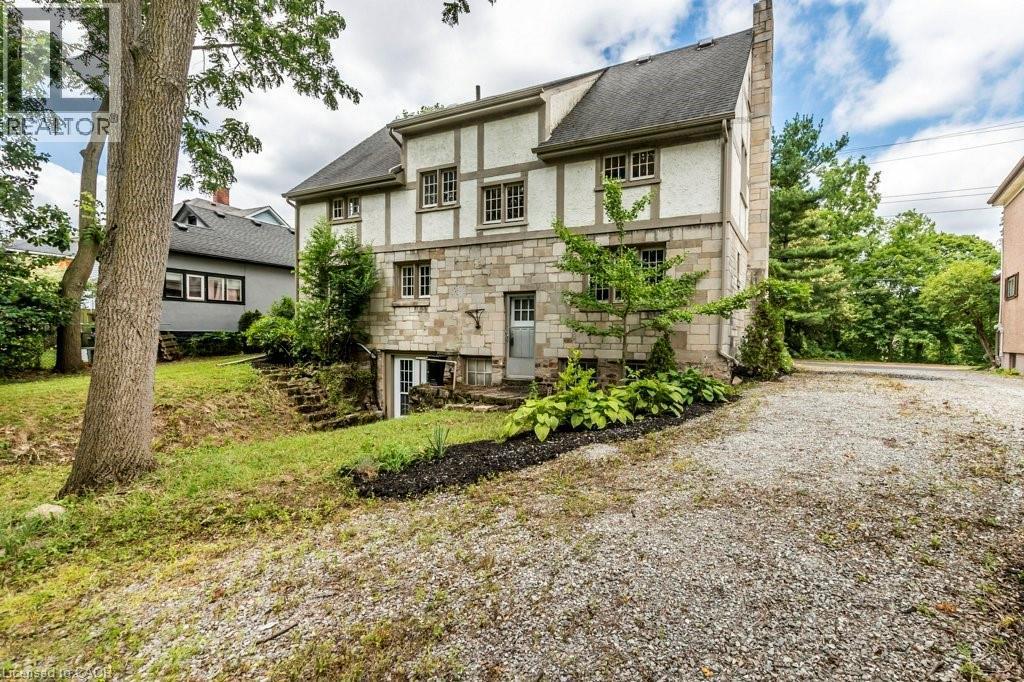 128 River Road, Welland, ON - Outdoor