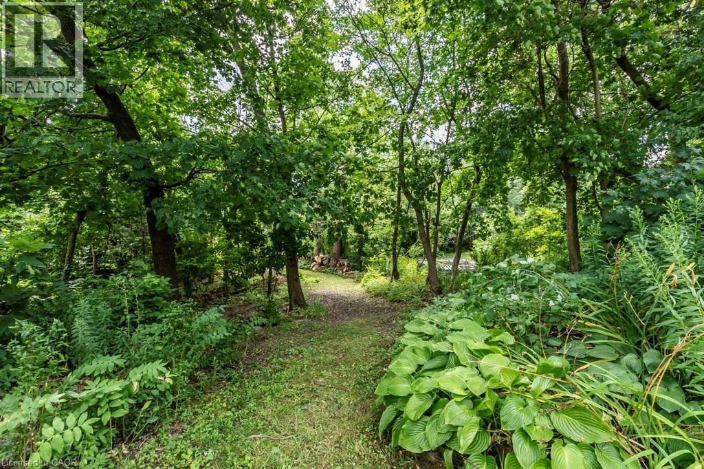 128 River Road, Welland, ON - Outdoor