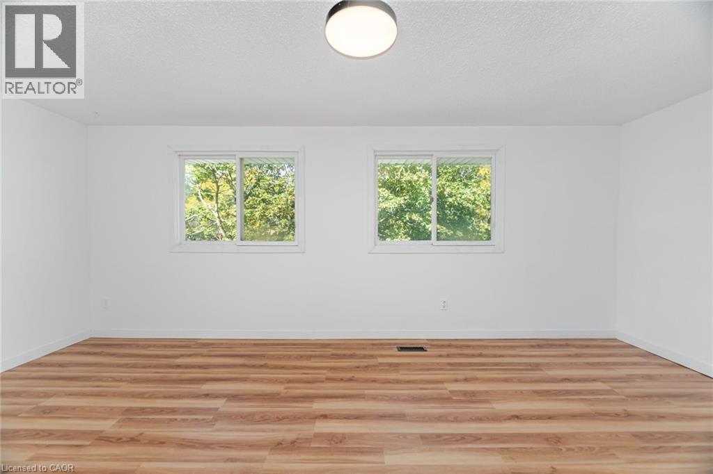 21 Horning Drive, Hamilton, ON - Indoor Photo Showing Other Room