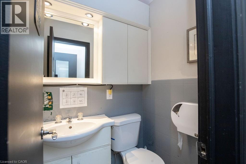 190 Hempstead Drive, Hamilton, ON