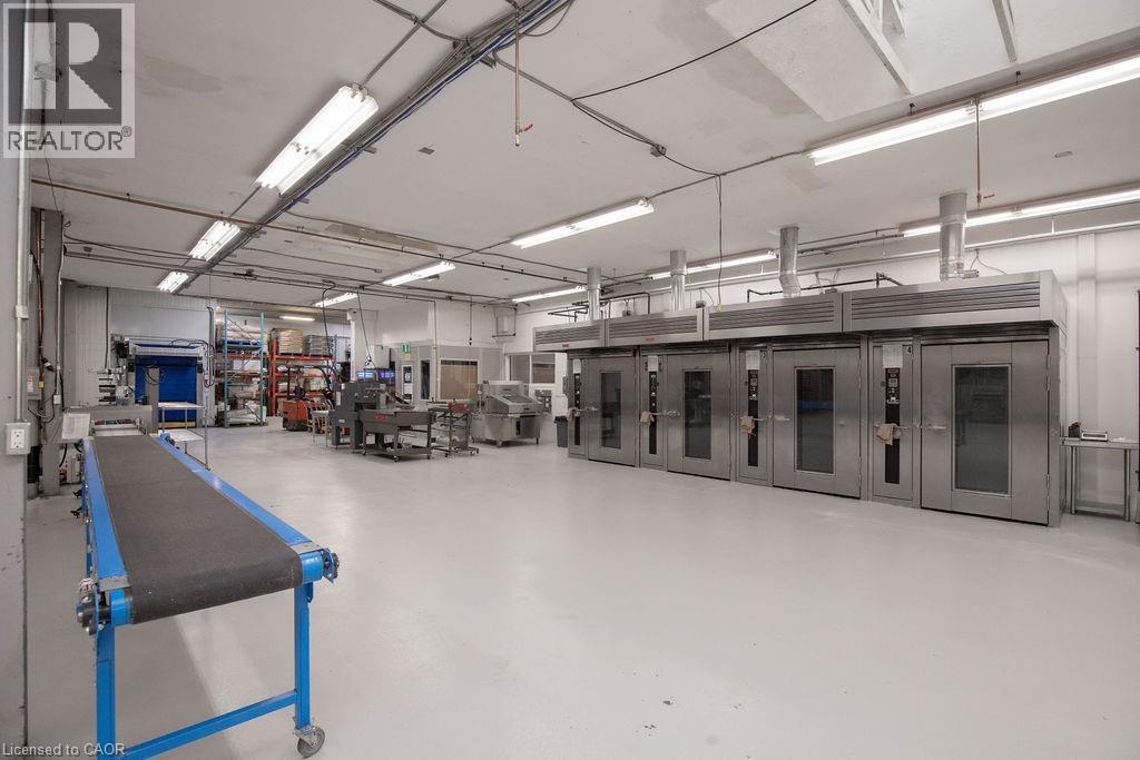 190 Hempstead Drive, Hamilton, ON