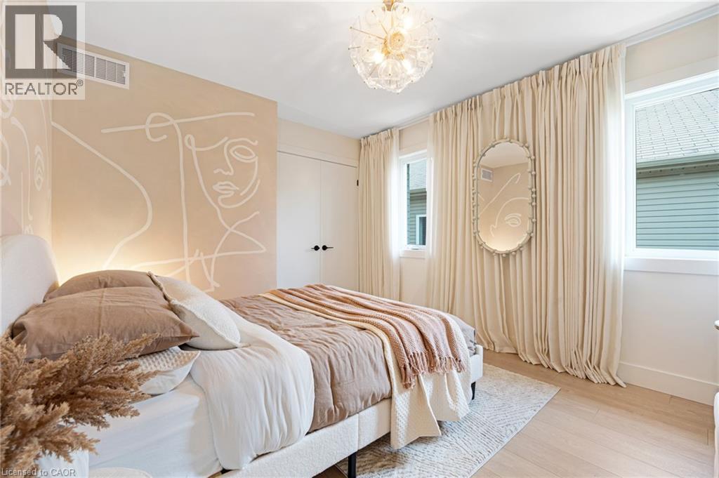 452 Westhaven Street, Waterloo, ON - Indoor Photo Showing Bedroom