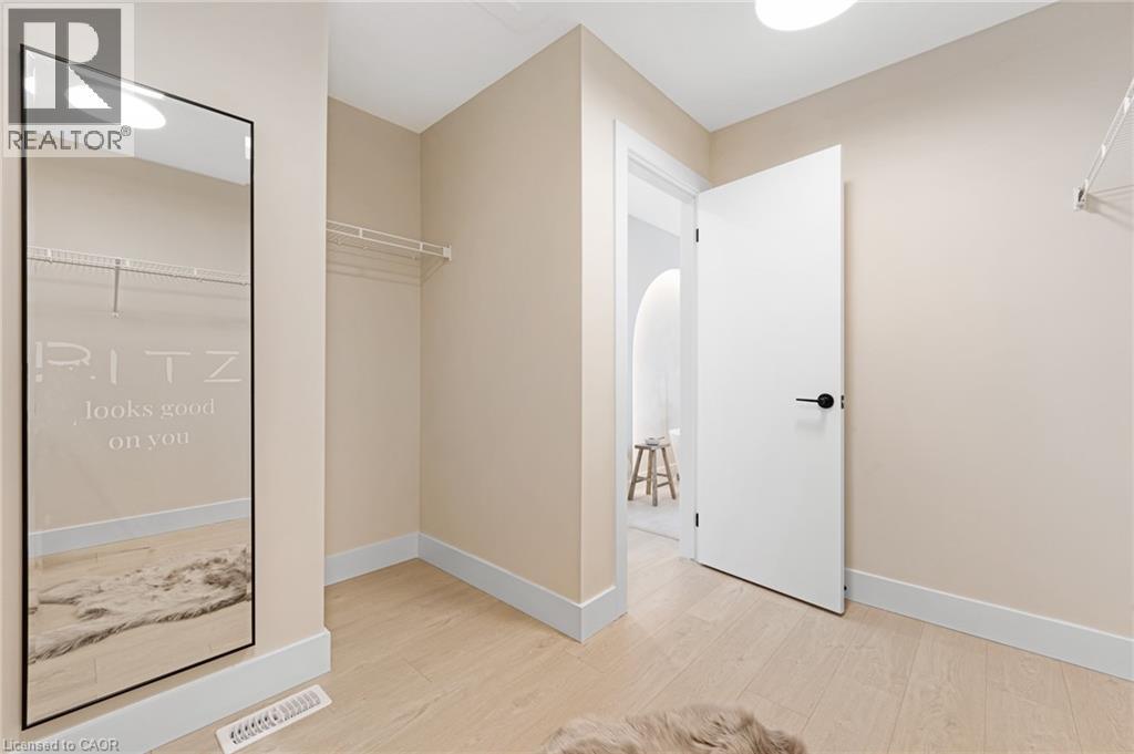 452 Westhaven Street, Waterloo, ON - Indoor Photo Showing Other Room