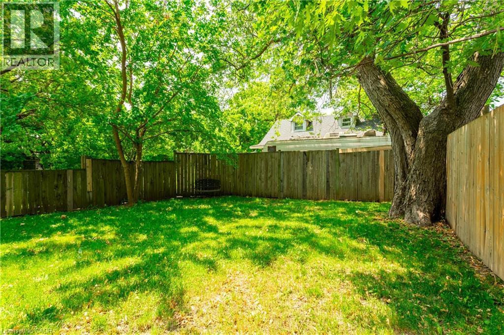 826 Beach Boulevard, Hamilton, ON - Outdoor