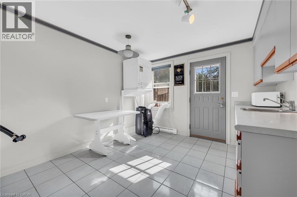 36 Macklin Street N, Hamilton, ON - Indoor