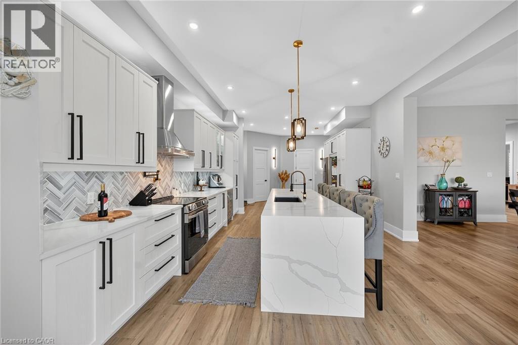 397 Caithness Street E, Caledonia, ON - Indoor Photo Showing Kitchen With Upgraded Kitchen