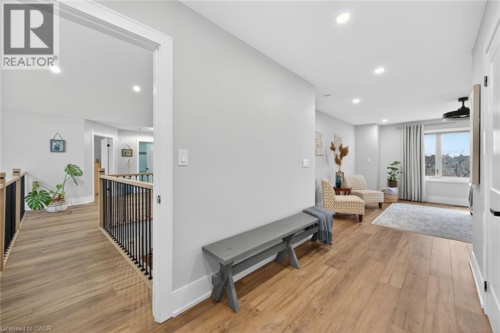 397 Caithness Street E, Caledonia, ON - Indoor Photo Showing Other Room