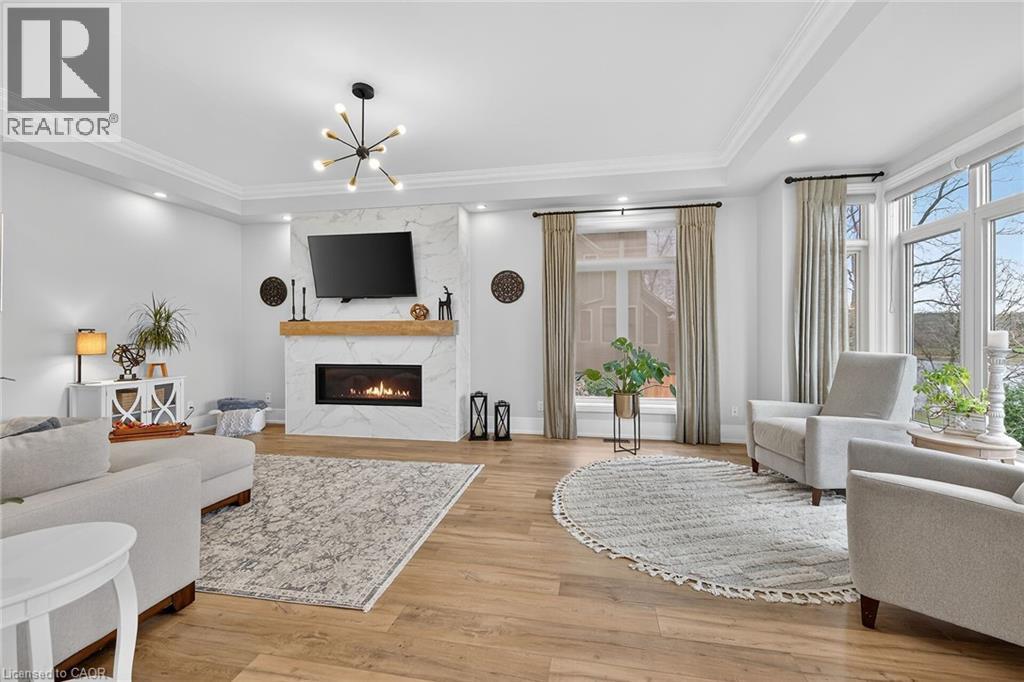 397 Caithness Street E, Caledonia, ON - Indoor Photo Showing Living Room With Fireplace