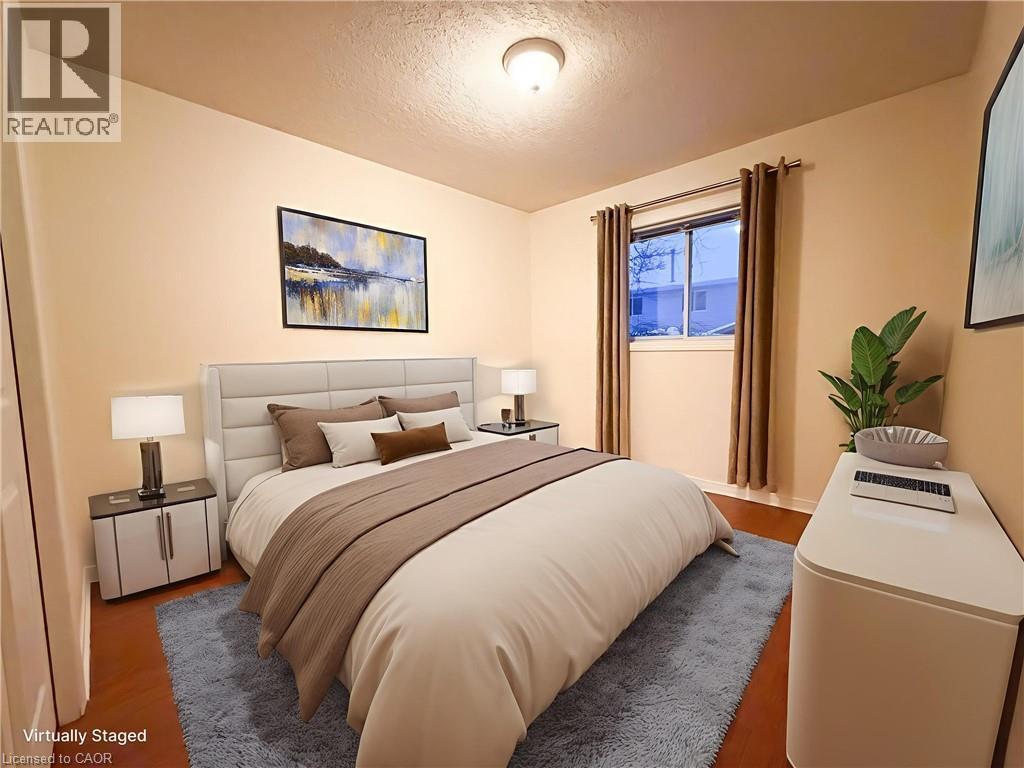 226 Scott Road, Cambridge, ON - Indoor Photo Showing Bedroom