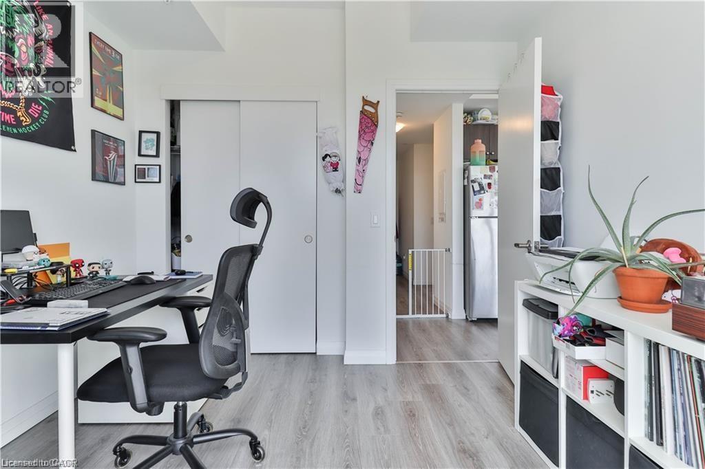 108 Garment Street Unit# 708, Kitchener, ON - Indoor Photo Showing Office