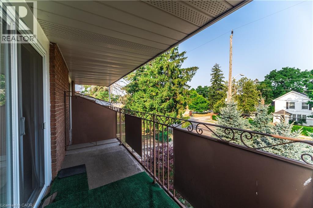 100 North Park Street, Brantford, ON - Outdoor With Exterior