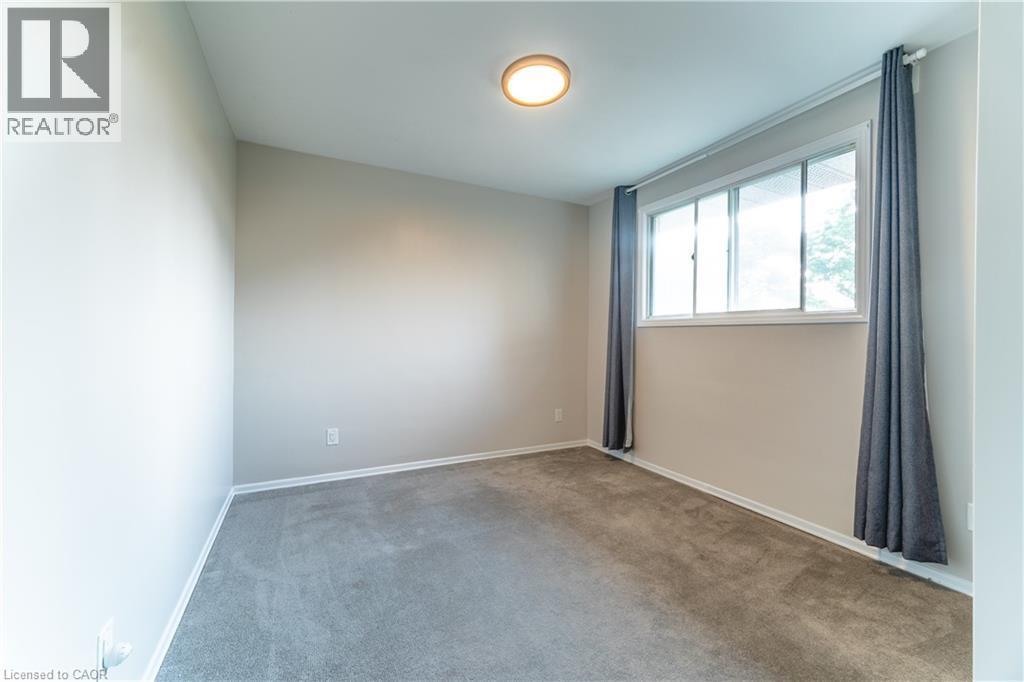 100 North Park Street, Brantford, ON - Indoor Photo Showing Other Room